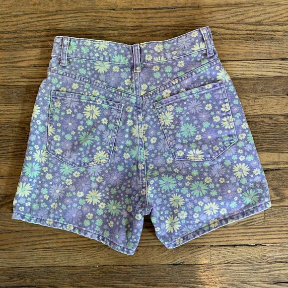 Women's Zara Floral High Waisted Denim 70s Shorts - Lilac - Sz.4 - Picture 2 of 3